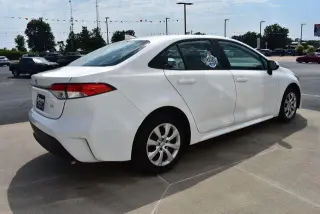 Toyota Corolla 2024 LE 4dr Sedan