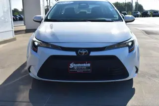 Toyota Corolla 2024 LE 4p Sedan