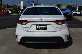 Toyota Corolla 2024 LE 4p Sedan