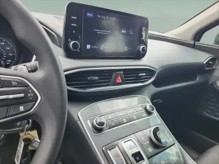 Hyundai SANTA FE 2022 SE 4dr Crossover (versión de mitad de año)