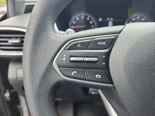 Hyundai SANTA FE 2022 SE 4dr Crossover (versión de mitad de año)