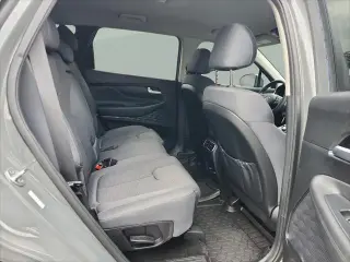 Hyundai SANTA FE 2022 SE 4dr Crossover (versión de mitad de año)