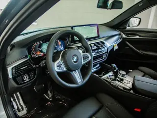 BMW Serie 5 2023 540i Sedan 4p