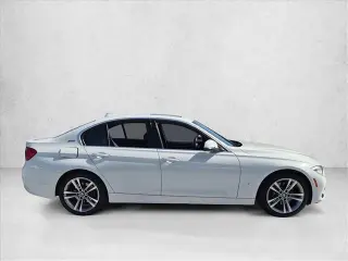 BMW Serie 3 2018 330e iPerformance 4dr Sedán