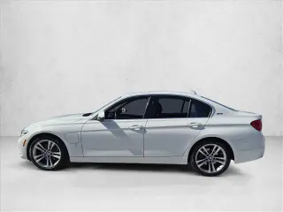 BMW Serie 3 2018 330e iPerformance 4dr Sedán