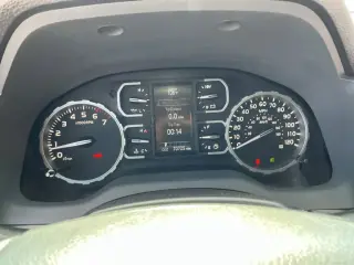Toyota Tundra 2019 4x4 SR5 4dr CrewMax Cab Pickup SB (5.7L V8 FFV)