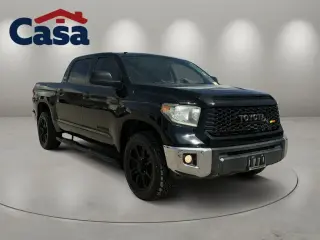 Toyota Tundra 2019 4x4 SR5 4dr CrewMax Cab Pickup SB (5.7L V8 FFV)