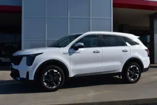 Kia Sorento 2024 AWD S 4dr SUV