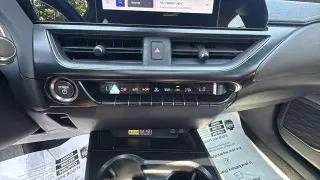Lexus UX 250h 2024 AWD Premium 4dr Crossover