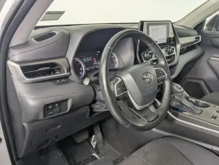 Toyota Highlander 2023 LE 4dr SUV