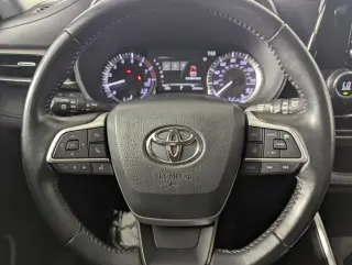 Toyota Highlander 2023 LE 4dr SUV