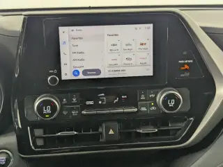 Toyota Highlander 2023 LE 4dr SUV