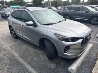 Ford Escape Híbrido 2023 AWD ST-Line Elite 4dr SUV