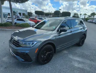 Volkswagen Tiguan 2023 SE R-Line Negro 4p SUV
