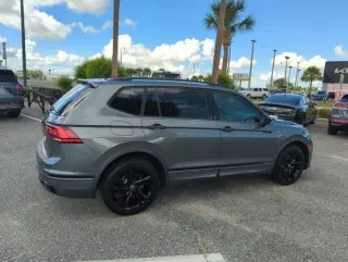 Volkswagen Tiguan 2023 SE R-Line Negro 4p SUV