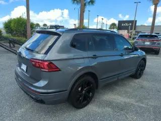 Volkswagen Tiguan 2023 SE R-Line Negro 4p SUV