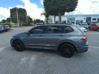 Volkswagen Tiguan 2023 SE R-Line Negro 4p SUV
