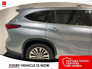 Toyota Highlander 2022 AWD Platinum 4dr SUV