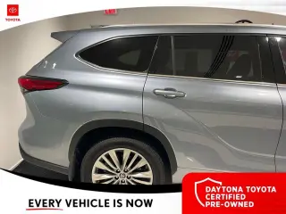 Toyota Highlander 2022 AWD Platinum 4dr SUV