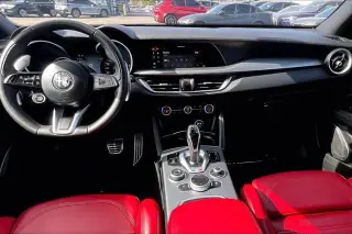 Alfa Romeo Stelvio 2023 AWD Veloce 4p Crossover