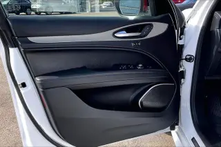 Alfa Romeo Stelvio 2023 AWD Veloce 4p Crossover
