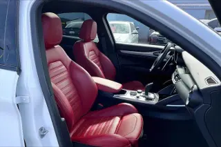 Alfa Romeo Stelvio 2023 AWD Veloce 4p Crossover