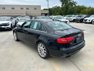 Audi A4 2016 tracción en las cuatro ruedas 2.0T quattro Premium Plus 4p Sedan 8A