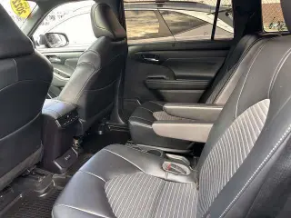 Toyota Highlander 2022 AWD XSE 4dr SUV