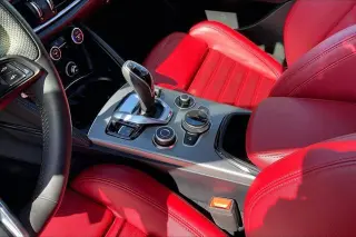 Alfa Romeo Stelvio 2025 AWD Base 4dr Crossover