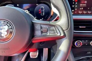 Alfa Romeo Stelvio 2025 AWD Base 4dr Crossover