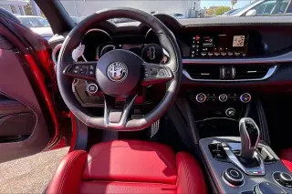 Alfa Romeo Stelvio 2025 AWD Base 4dr Crossover