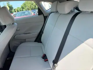 Hyundai KONA 2026 SE AWD 4p SUV