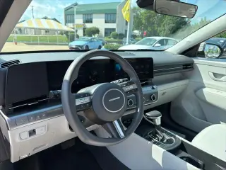 Hyundai KONA 2026 SE AWD 4p SUV