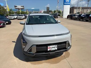Hyundai KONA 2026 SE AWD 4p SUV