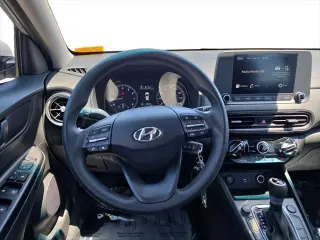 Hyundai KONA 2023 SE 4p Crossover