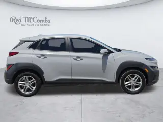 Hyundai KONA 2023 SE 4p Crossover