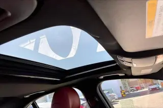 Mercedes-Benz Clase C 2019 C 300 4p Sedán