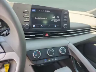 Hyundai ELANTRA 2023 SE 4dr Sedan