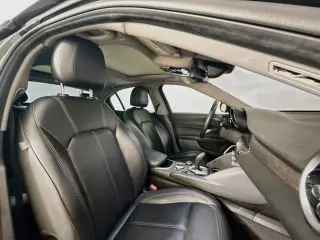Alfa Romeo Giulia 2021 Ti 4dr Sedan