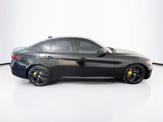 Alfa Romeo Giulia 2021 Ti 4dr Sedan