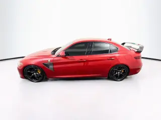 Alfa Romeo Giulia 2018 tracción en las cuatro ruedas Ti Sport 4p Sedan