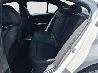 Serie 3 BMW 2023 330i 4p Sedán