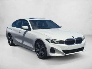 BMW Serie 3 2023 330i 4dr Sedán