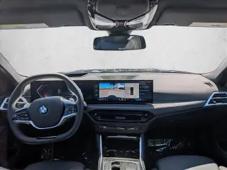 Serie 3 BMW 2026 330i 4dr Sedán