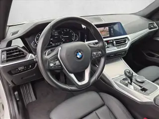 BMW Serie 3 2021 330i 4p Sedán