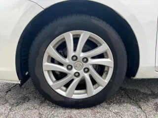 Mazda Mazda3 2012 i Touring 4dr Sedan 6M