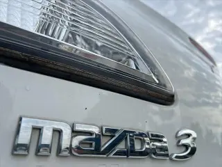 Mazda Mazda3 2012 i Touring 4dr Sedan 6M