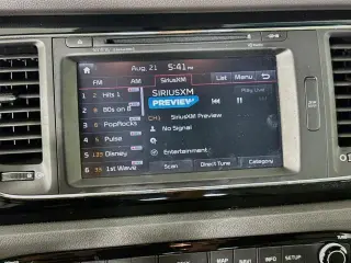 Kia Sedona 2017 SX 4p Mini-Van