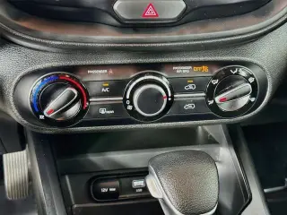Kia Soul 2024 LX 4 puertas Crossover