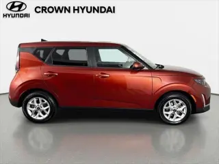 Kia Soul 2024 LX 4 puertas Crossover